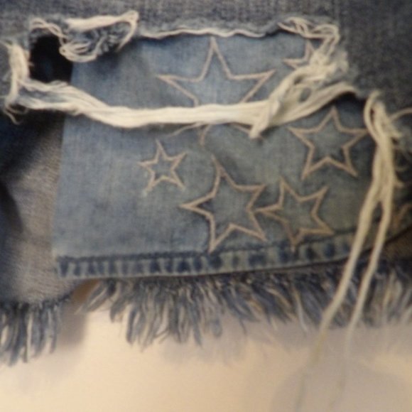 American Eagle Outfitters " Tomgirl Shortie" Distressed Embroidered Stars Shorts - Picture 4 of 7